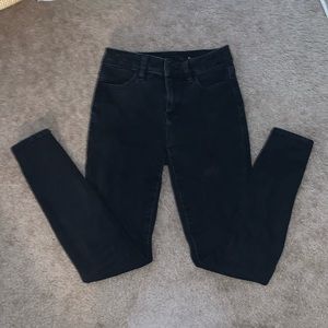 American Eagle Black Skinny Jeans